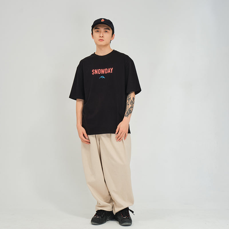 CHRISTMAS SONG TEE OVERSIZED-FIT